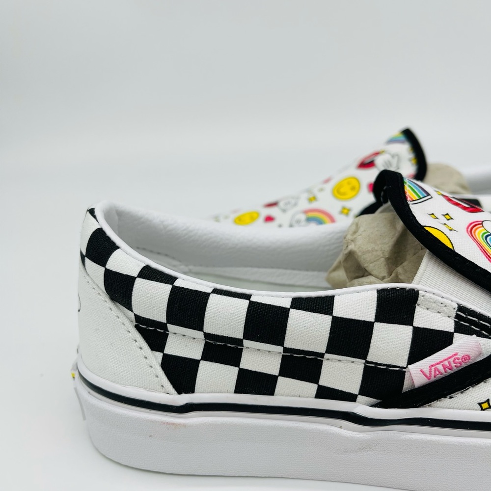 Classic Slip-On Vans - Picture 3 of 12